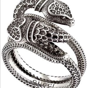 Gucci double snake ring